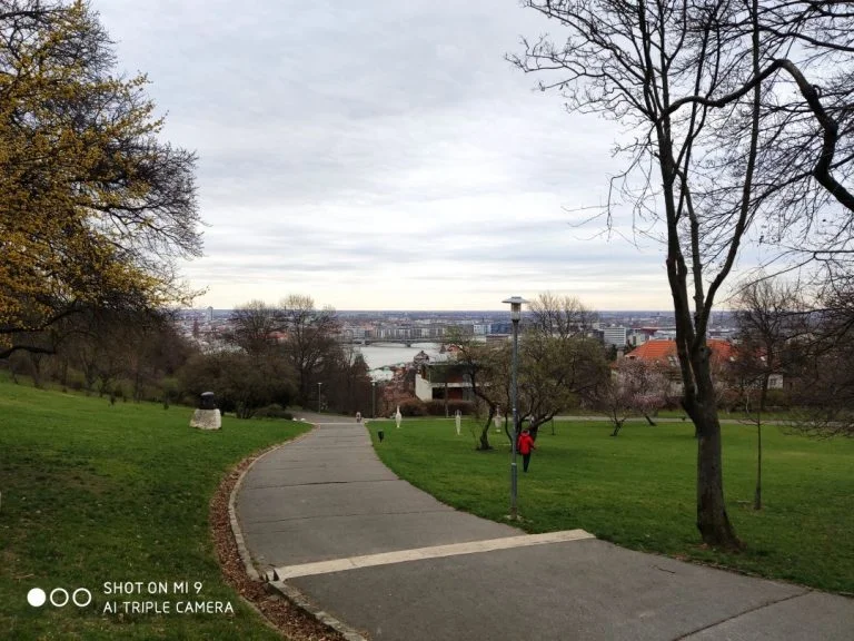 Xiaomi Mi 9 okostelefon teszt 16