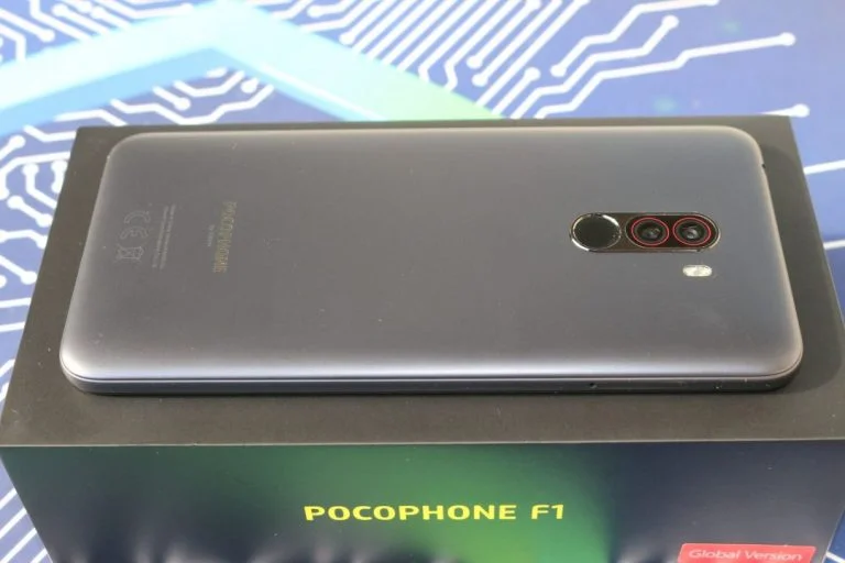Test du téléphone Xiaomi Pocophone F1 8