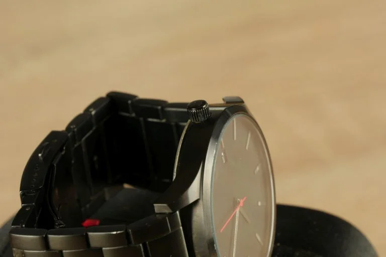 Eredeti és replika MVMT órák tesztje 11