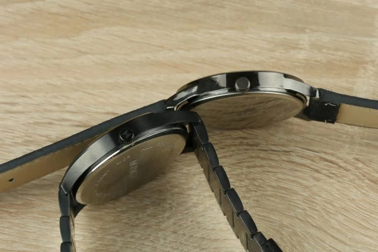 Eredeti és replika MVMT órák tesztje 20