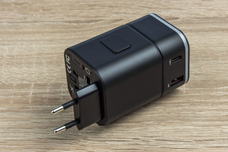 Baseus univerzális töltő és átalakító teszt 5