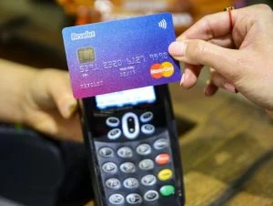 3 000 Ft-os mézesmadzag a Revoluttól