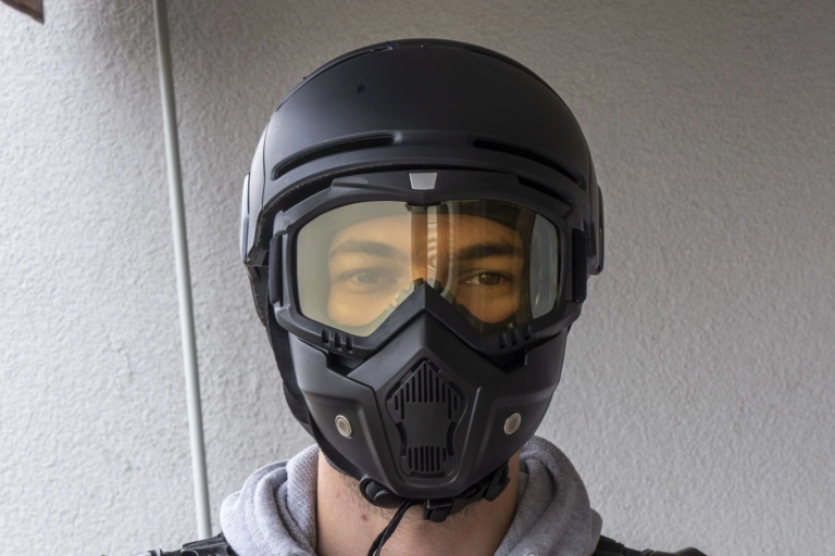 Ninebot bukósisak teszt