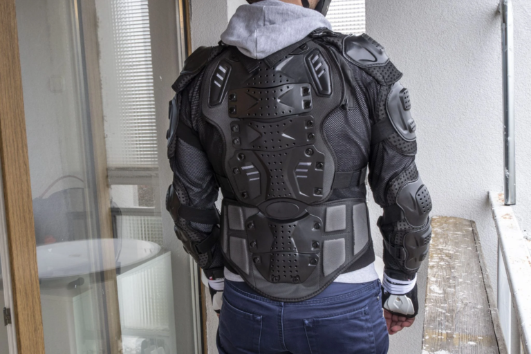 Hálós testpáncél teszt 8