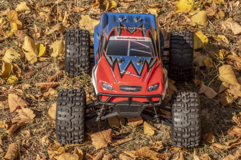 Test de voiture télécommandée ZD Racing Thunder ZMT-10 2