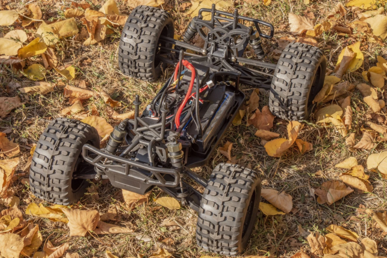 Test de voiture télécommandée ZD Racing Thunder ZMT-10 3