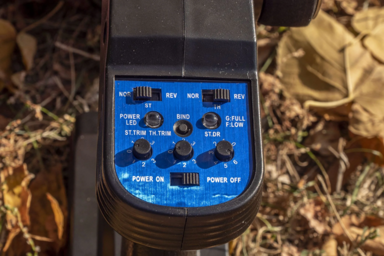 Test de voiture télécommandée ZD Racing Thunder ZMT-10 16