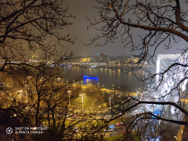 Xiaomi Mi Note 10 smartphone test 23