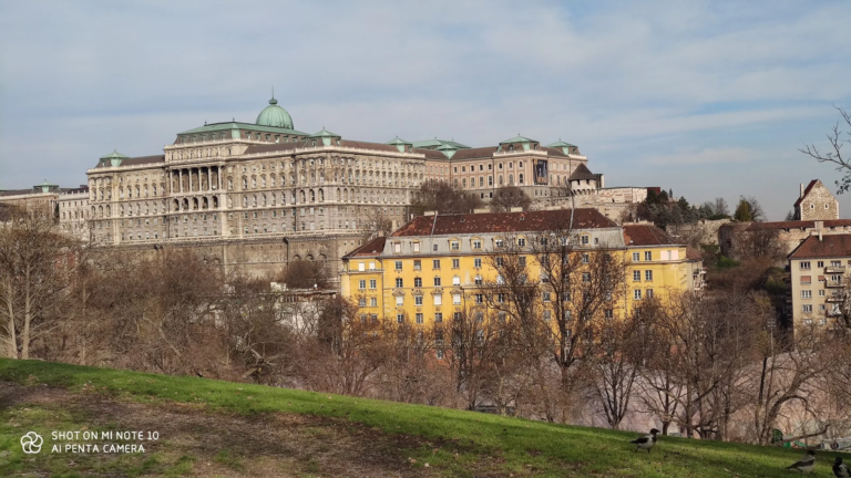 Xiaomi Mi Note 10 smartphone test 38