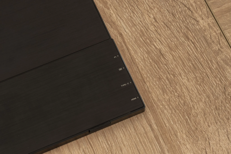 BlitzWolf BW-PCM3 hordozható monitor teszt 9