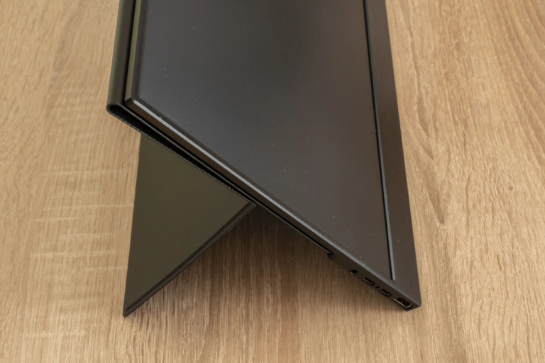 BlitzWolf BW-PCM3 hordozható monitor teszt 3