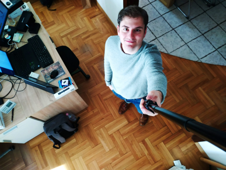 Test 8 de la perche à selfie et de la lumière pour selfie BlitzWolf BW-BS18L