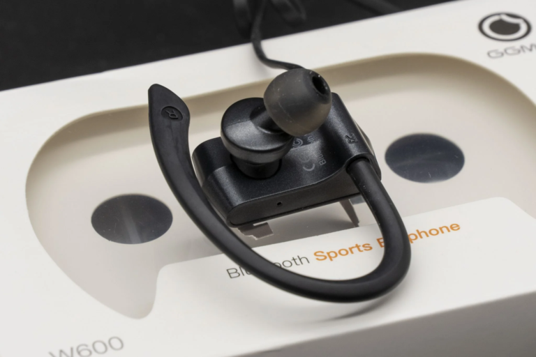 Szerelembe estem egy fülessel, pedig nincs 2000 Ft 9