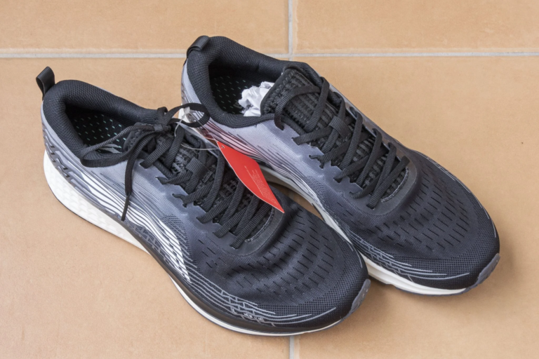 Li-Ning Rouge Rabbit IV versenycipő teszt 3