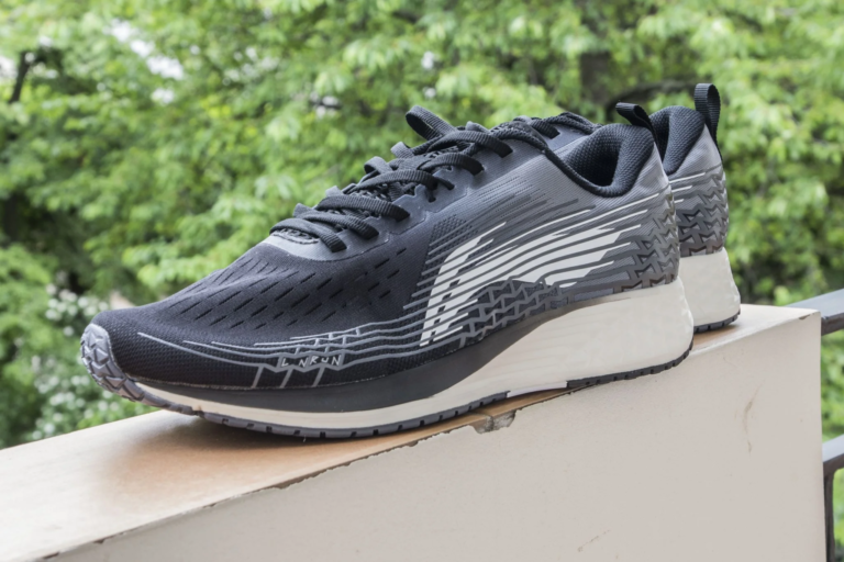 Li-Ning Rouge Rabbit IV versenycipő teszt 13