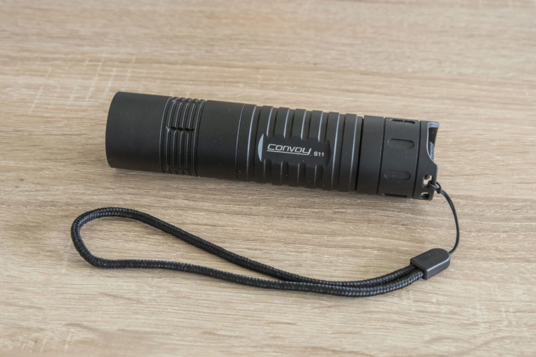 Convoy S11 elemlámpa teszt 5