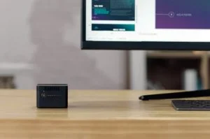 Indiegogo kampányban tarol a „világ legkisebb” PC-je