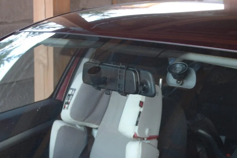 Prueba de cámara para automóvil 70mai D07 Rearview Dash Cam 2