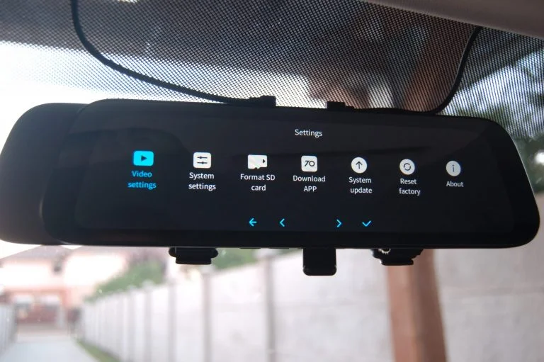 Prueba de cámara para automóvil 70mai D07 Rearview Dash Cam 10