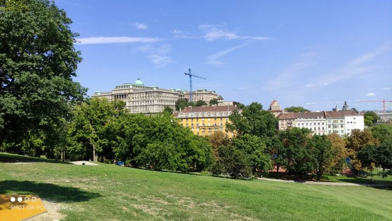 Poco X3 NFC smartphone test 47