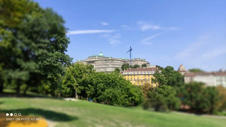 Poco X3 NFC smartphone test 49