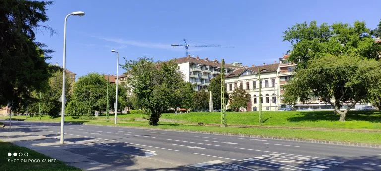 Poco X3 NFC smartphone test 57