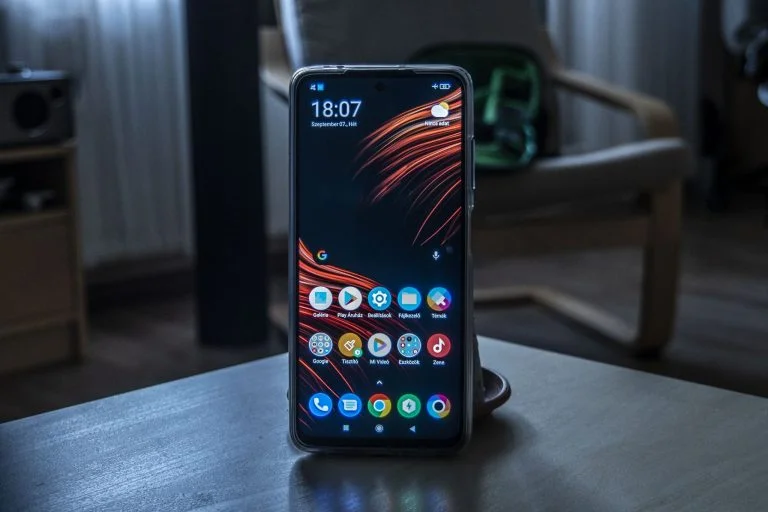 Poco X3 NFC smartphone test 19