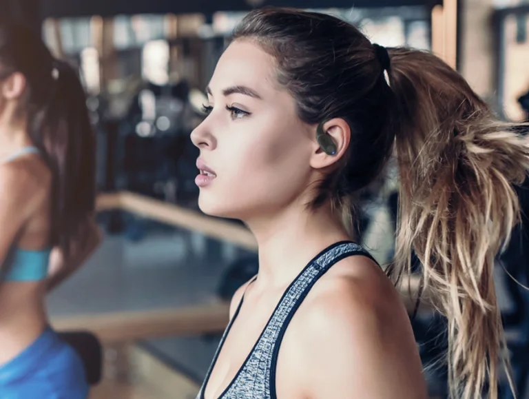 Kijött az új BlitzWolf TWS fülhallgató, a BW-FYE10 11