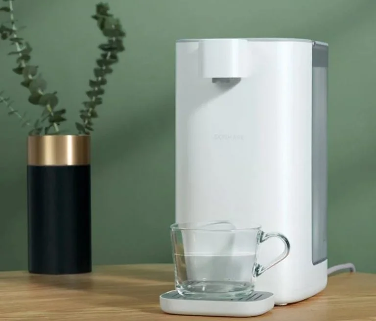 3 másodperc alatt forró vizet csinál a Scishare vízadagolója 4