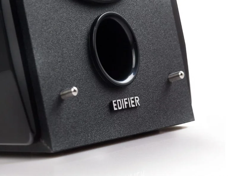 Edifier Bluetooth-os polcsugárzók remek akcióban 5