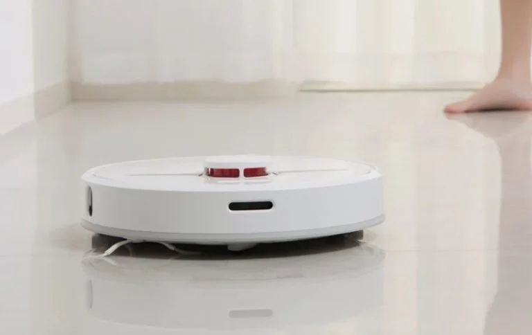 Dreame D9 robotporszívó most 300 dollár alatt 3