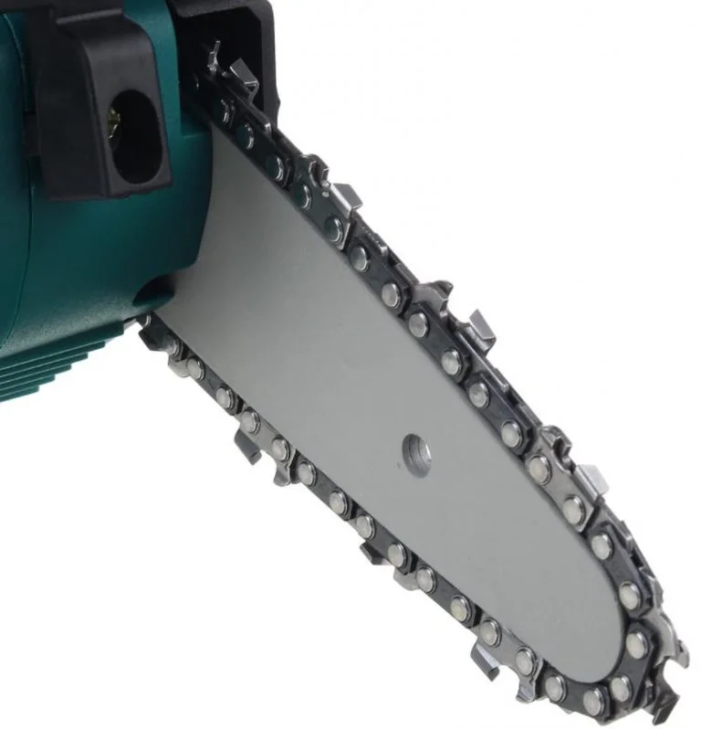 Aprópénzért vihető a két aksis, egykezes láncfűrész Banggoodról 3