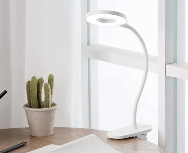 Yeelight akkumulátoros, csíptetős lámpa az EU raktár sztárja 2