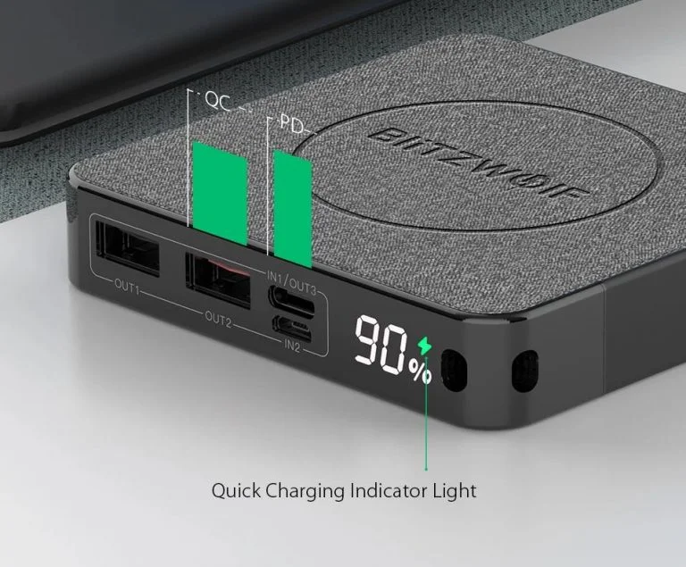 Jó áron vihető a BlitzWolf vezeték nélküli töltős powerbankje 5