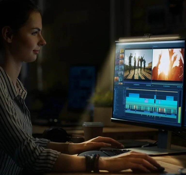 A BlitzWolf is csinált egy monitorlámpát 6