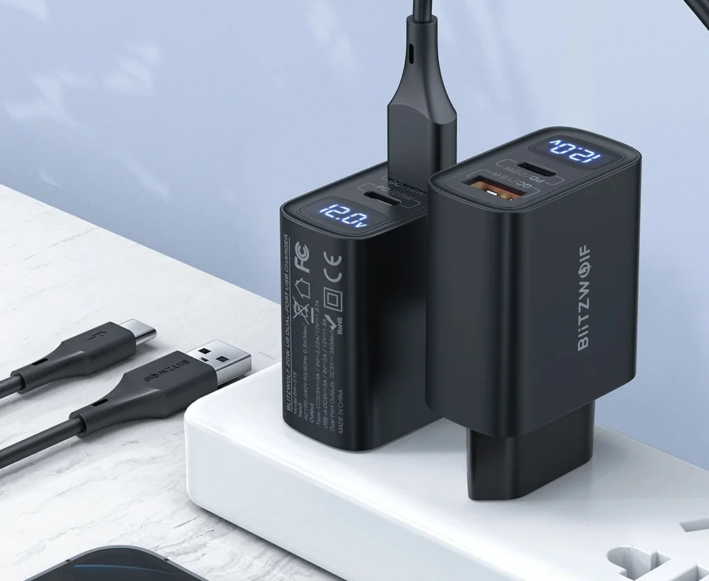 3 rugó a BlitzWolf kijelzős töltőadaptere 1