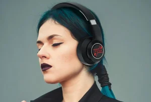 Nagyot zuhant a BlitzWolf fejhallgatójának ára