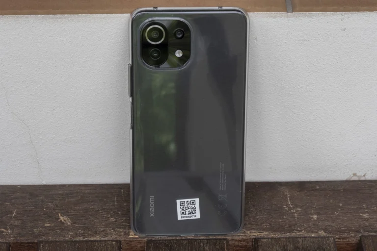 Xiaomi Mi 11 Lite okostelefon teszt 13