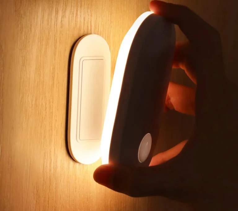 Kedvező áron vihető a Baseus éjjeli lámpája 7