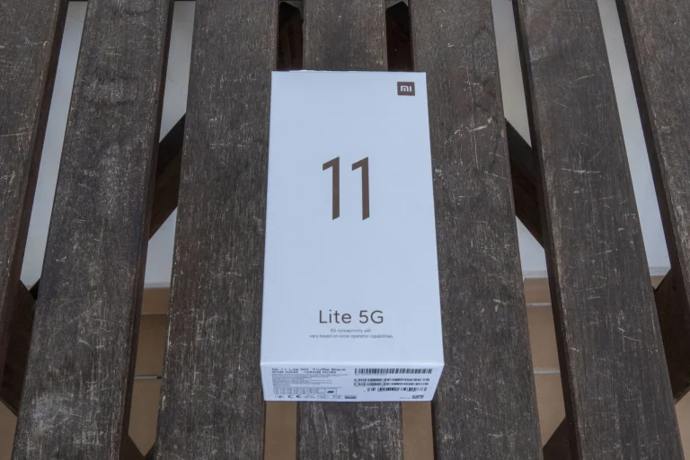 Xiaomi Mi 11 Lite 5G okostelefon teszt 2