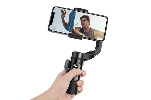 Amatőr videózásra tökéletes a BlitzWolf gimbalja 1