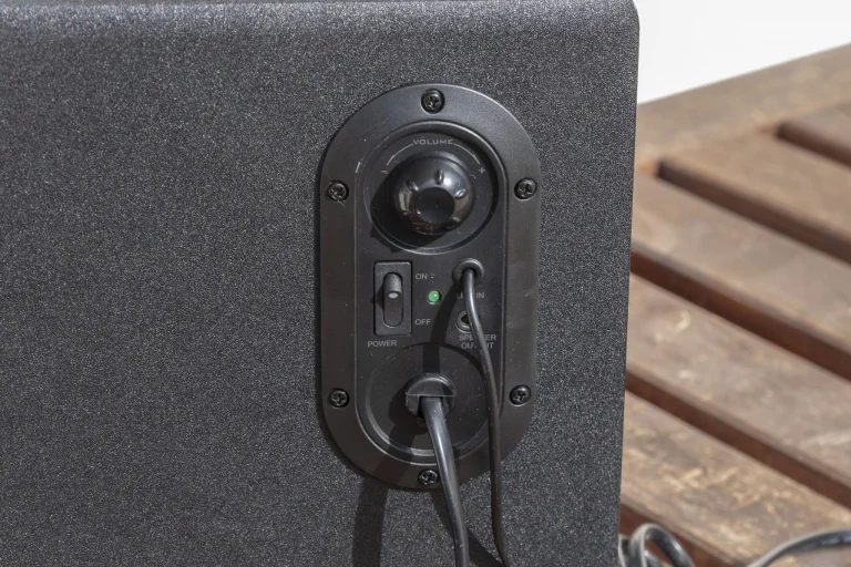 Edifier R101V 2.1-es hangfalszett teszt 9