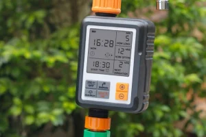 We can precisely time the garden sprinkler with a Chinese gadget
