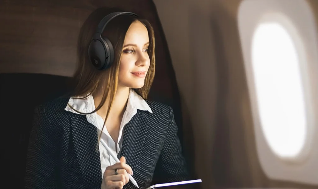 Remek áron kapható a Tronsmart zajszűrős fejhallgatója 1