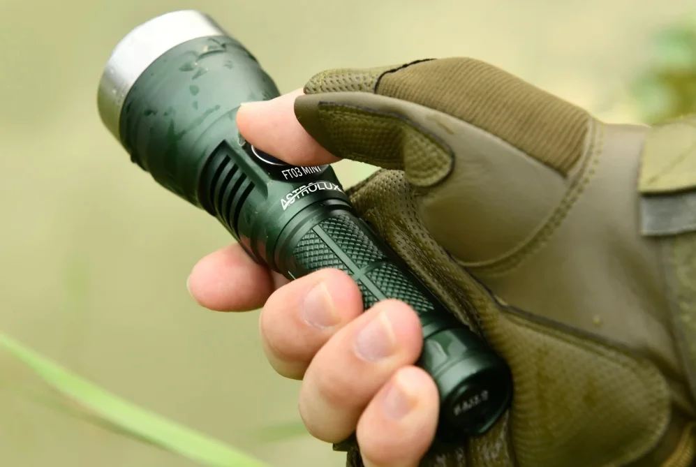 Bitang erős Astrolux zseblámpát vásárolhatunk a Banggoodról 1