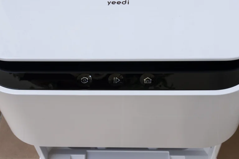 Yeedi robotporszívó és felmosóállomás teszt 5