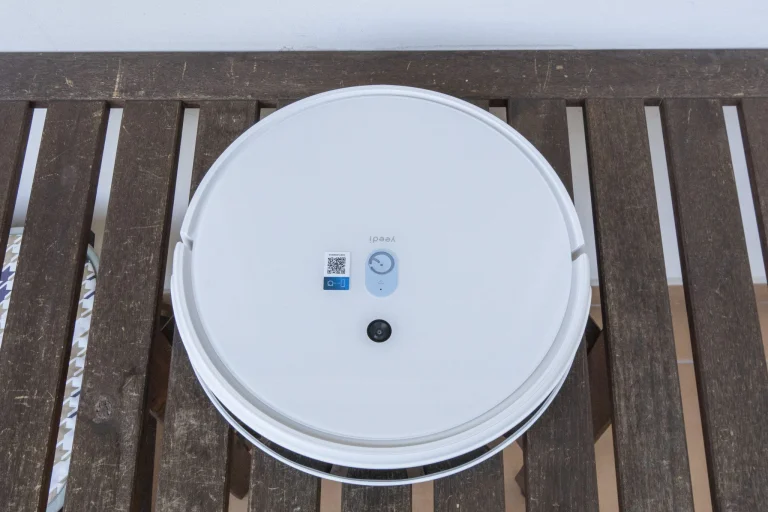 Yeedi robotporszívó és felmosóállomás teszt 12