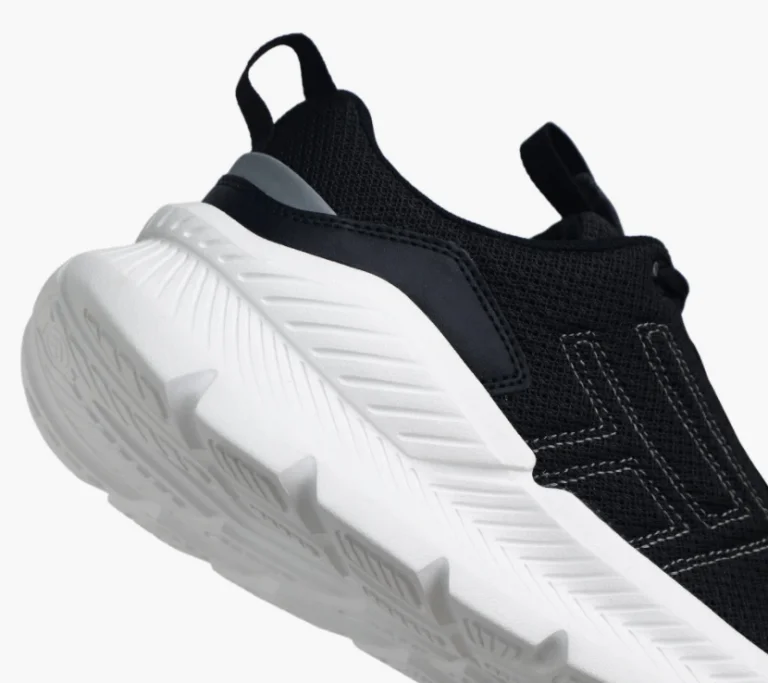 Nagyon jó dizájnnal jött ki egy új Freetie cipő 13