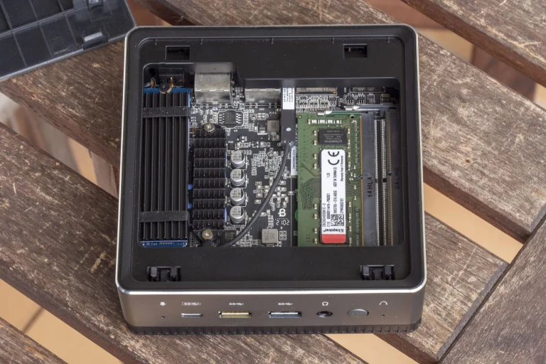 MinisForum EliteMini UM700 mini PC teszt 10