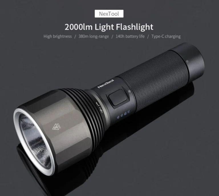 Akciósan rendelhető a Nextool 2000 lumenes, bivalyerős lámpája 2